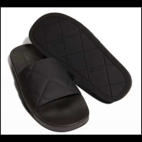 サンダル・ミュール Bottega Veneta Cushion Slides Black Bottega Veneta: Black Cushion Slides | SSENSE